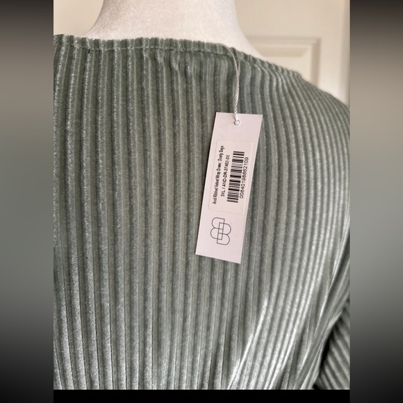 NWT Baltic Born Andi Ribbed Maxi Wrap Dress in Dusty Sage
size XXXL - Picture 6 of 12